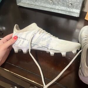 size 8 puma soccer cleats